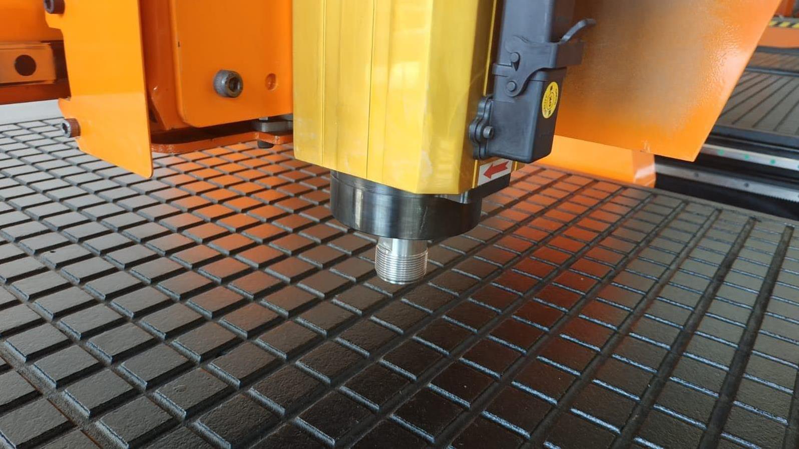 3000X2100 Servo Sistemli Cnc Router