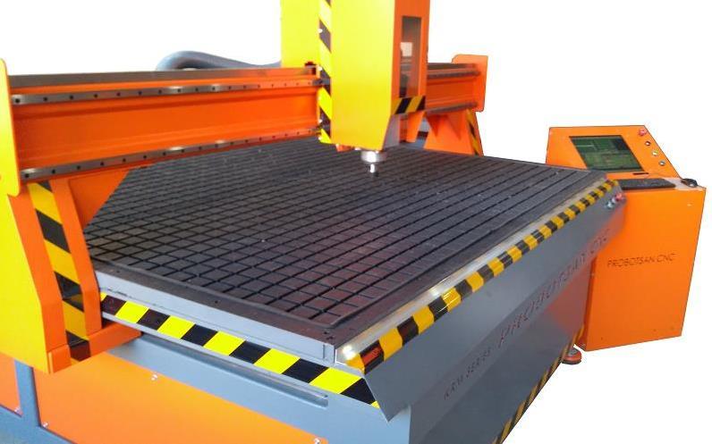 3000X2100 Otomatik Takım Değiştirmeli Servo Cnc Router Fiyatları